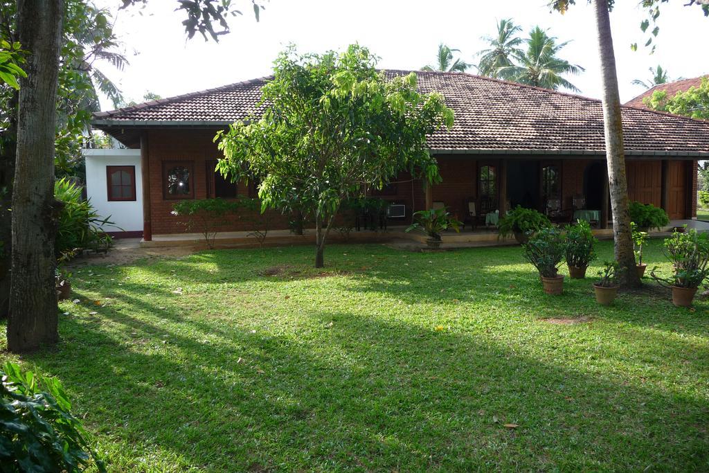 Cinnamon Bungalow Negombo Exterior photo
